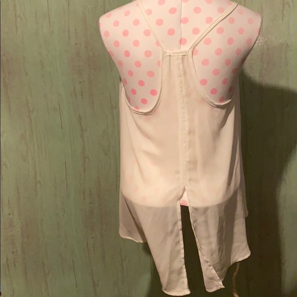 Green pea cream tank super light size small - Picture 3 of 5